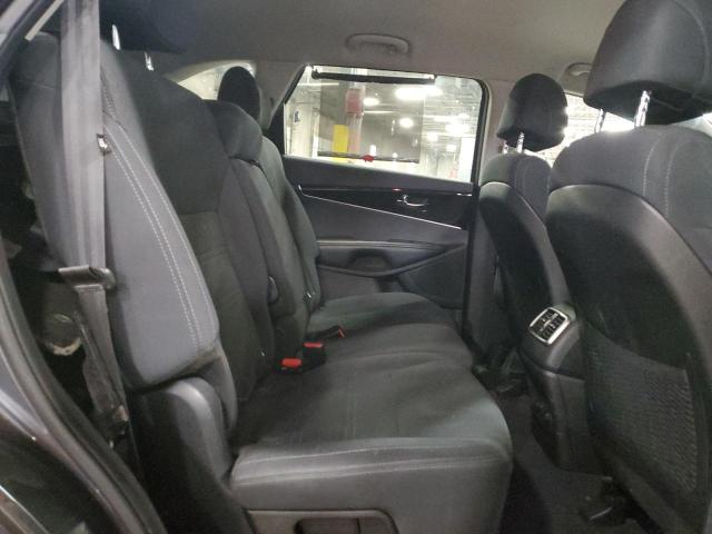 Photo 11 from auction – 2017 KIA SORENTO LX with VIN 5XYPGDA53HG332600