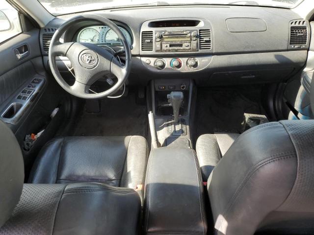 Photo 8 from auction – 2002 TOYOTA CAMRY LE with VIN JTDBF30K820020025