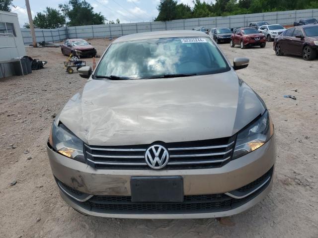Photo 5 from auction – 2015 VOLKSWAGEN PASSAT S with VIN 1VWAT7A3XFC074382