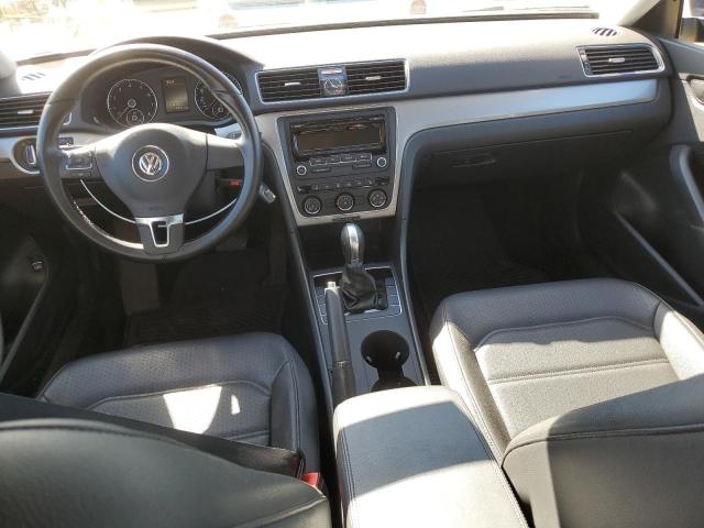 Photo 8 from auction – 2014 VOLKSWAGEN PASSAT S with VIN 1VWAS7A39EC064251