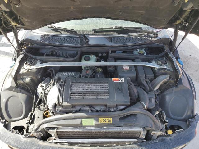 Photo 11 from auction – 2004 MINI COOPER S with VIN WMWRE33414TD84898