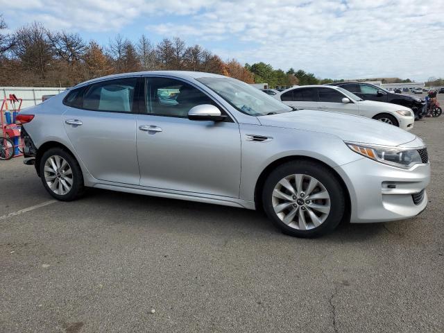 Photo 4 from auction – 2016 KIA OPTIMA EX with VIN 5XXGU4L3XGG108666