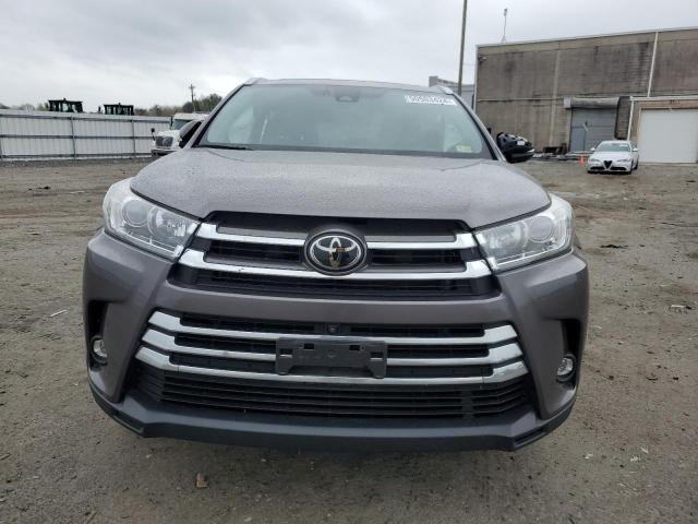 Photo 5 from auction – 2019 TOYOTA HIGHLANDER with VIN 5TDDZRFH2KS926196