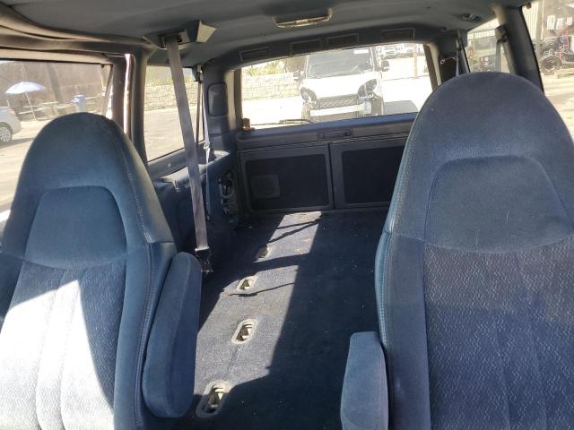 Photo 10 from auction – 2000 CHEVROLET ASTRO with VIN 1GNEL19W7YB191093