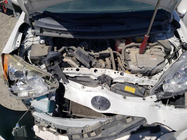 Photo 11 from auction – 2014 TOYOTA PRIUS C with VIN JTDKDTB35E1064171