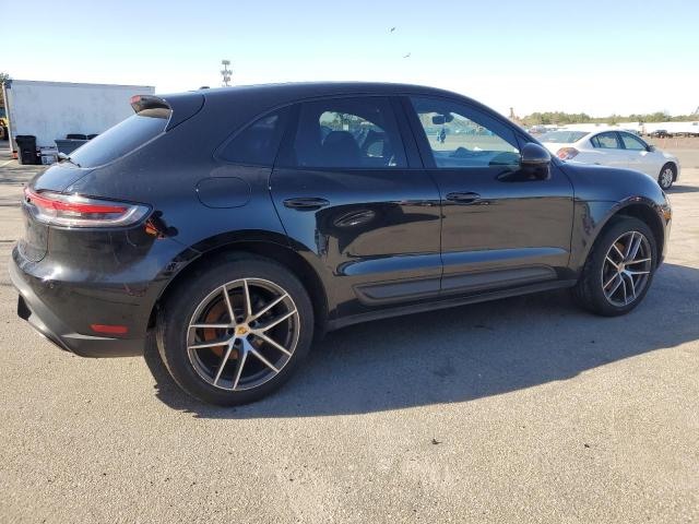 Photo 3 from auction – 2022 PORSCHE MACAN with VIN WP1AA2A5XNLB11554