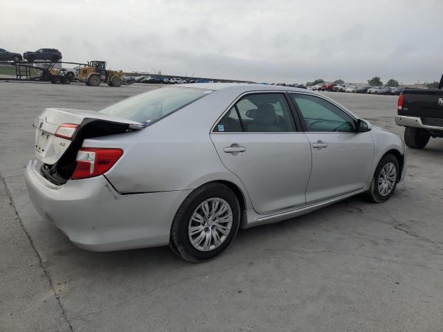 Foto 3 de la subasta – 2012 TOYOTA CAMRY BASE con VIN 4T1BF1FK5CU200709