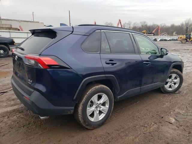 Photo 3 from auction – 2019 TOYOTA RAV4 XLE with VIN JTMRWRFV4KD005291