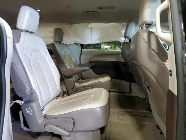Photo 11 from auction – 2017 CHRYSLER PACIFICA T with VIN 2C4RC1BG9HR620944