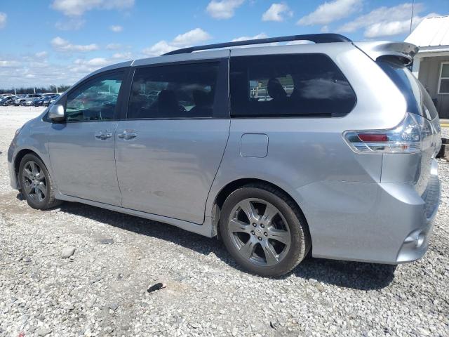 Photo 2 from auction – 2017 TOYOTA SIENNA SE with VIN 5TDXZ3DC8HS837811