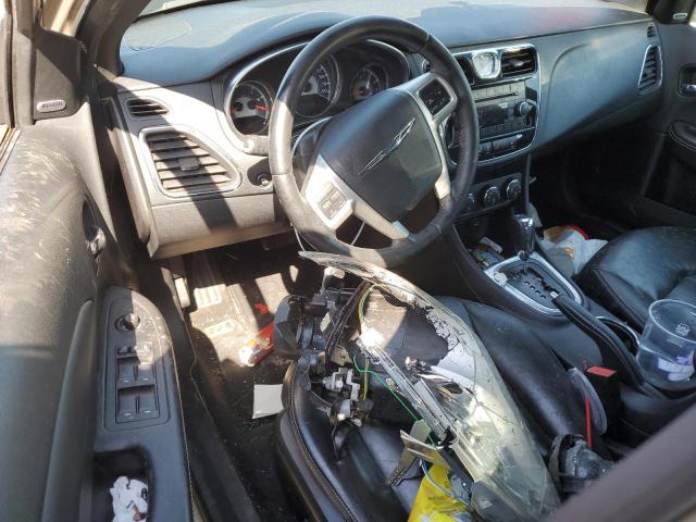 Photo 8 from auction – 2013 CHRYSLER 200 LIMITE with VIN 1C3CCBCG1DN633404