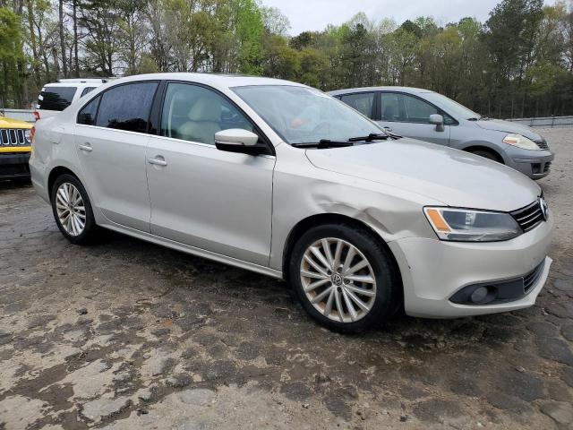 Photo 4 from auction – 2011 VOLKSWAGEN JETTA SEL with VIN 3VWLX7AJ5BM357955