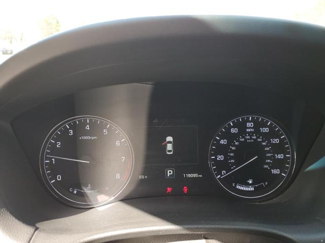 Photo 9 from auction – 2015 HYUNDAI GENESIS 3. with VIN KMHGN4JE6FU079544