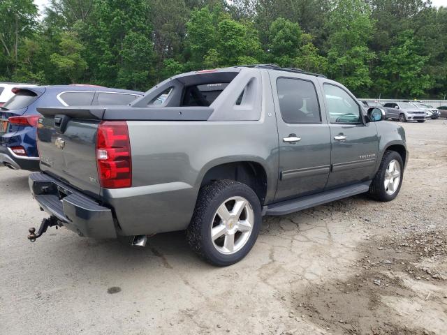 Photo 3 from auction – 2011 CHEVROLET AVALANCHE with VIN 3GNMCFE0XBG173468