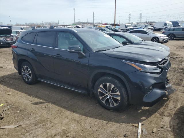 Photo 4 from auction – 2022 TOYOTA HIGHLANDER with VIN 5TDGZRBH3NS575029