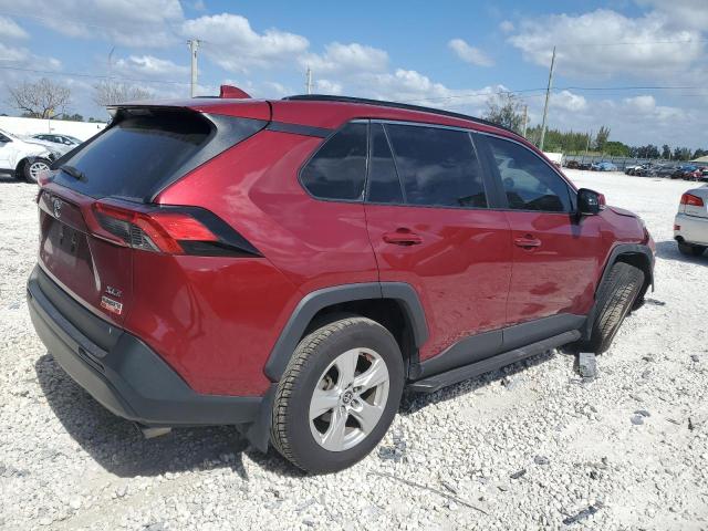 Photo 3 from auction – 2021 TOYOTA RAV4 XLE with VIN 2T3W1RFVXMW174027
