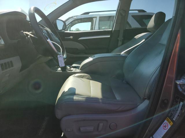 Photo 7 from auction – 2015 TOYOTA HIGHLANDER with VIN 5TDJKRFH7FS224436