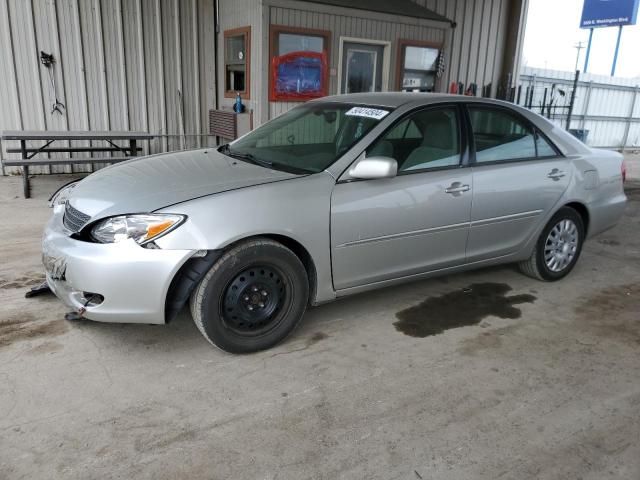 TOYOTA CAMRY LE 2004 with VIN 4T1BE32K14U882977 - Photo from auction