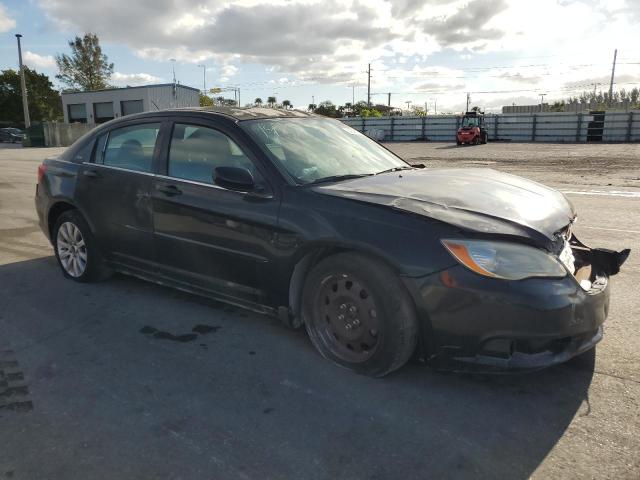 CHRYSLER 200 LX 2012 with VIN 1C3CCBAB5CN272913 - Photo from auction