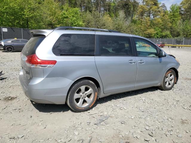 Photo 3 from auction – 2011 TOYOTA SIENNA LE with VIN 5TDKK3DC2BS164276