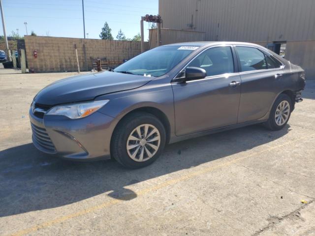 TOYOTA CAMRY LE 2017 مع رقم تعريف المركبة 4T1BF1FK8HU759727 - صورة من المزاد