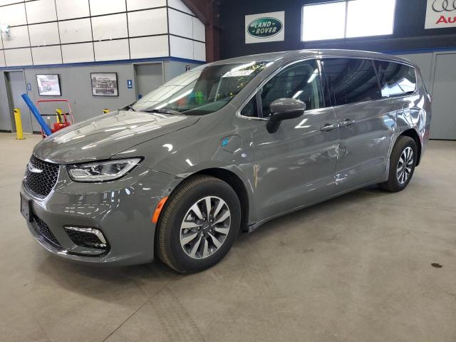 CHRYSLER PACIFICA H 2023 with VIN 2C4RC1L71PR541250 - Photo from auction