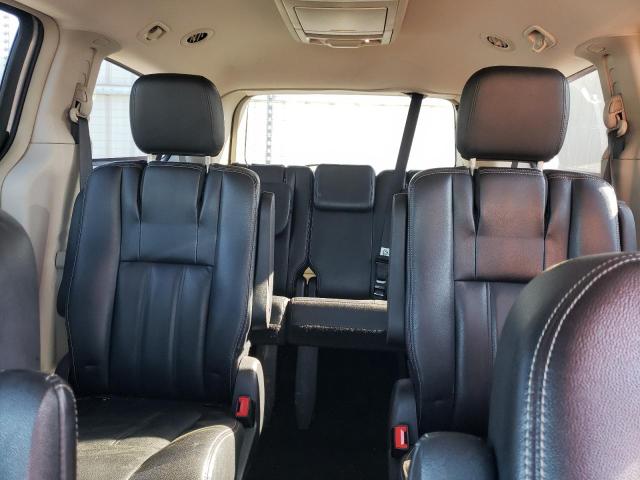 Photo 10 from auction – 2014 CHRYSLER TOWN & COU with VIN 2C4RC1BG1ER443169