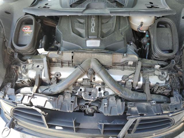 Photo 11 from auction – 2017 PORSCHE MACAN GTS with VIN WP1AG2A54HLB55035