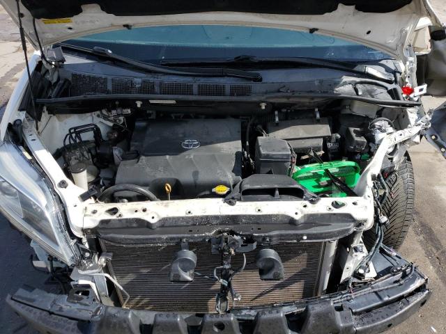 Photo 12 from auction – 2016 TOYOTA SIENNA XLE with VIN 5TDDK3DC1GS138073