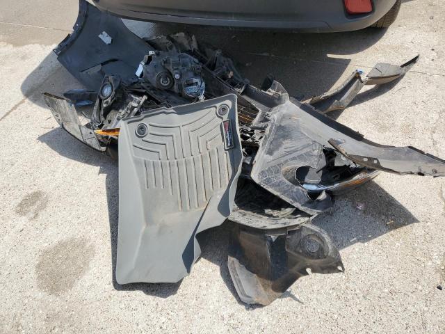 Photo 13 from auction – 2019 TOYOTA HIGHLANDER with VIN 5TDKZRFH2KS552633
