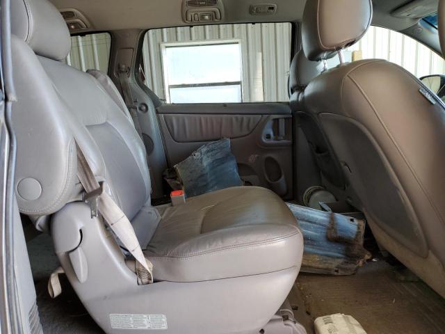 Photo 11 from auction – 2005 TOYOTA SIENNA XLE with VIN 5TDBA22C55S047814