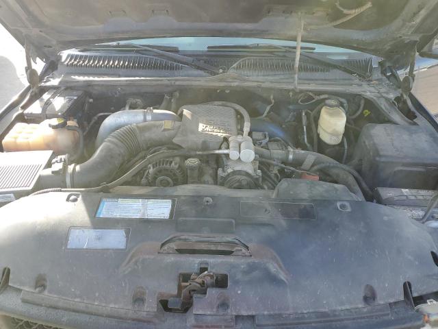 Photo 11 from auction – 2001 CHEVROLET 2500 HD with VIN 1GCHK23171F183344