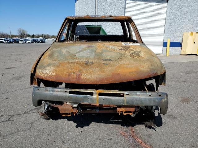 Photo 5 from auction – 2000 CHEVROLET 1500 with VIN 1GCEK19T8YE184492