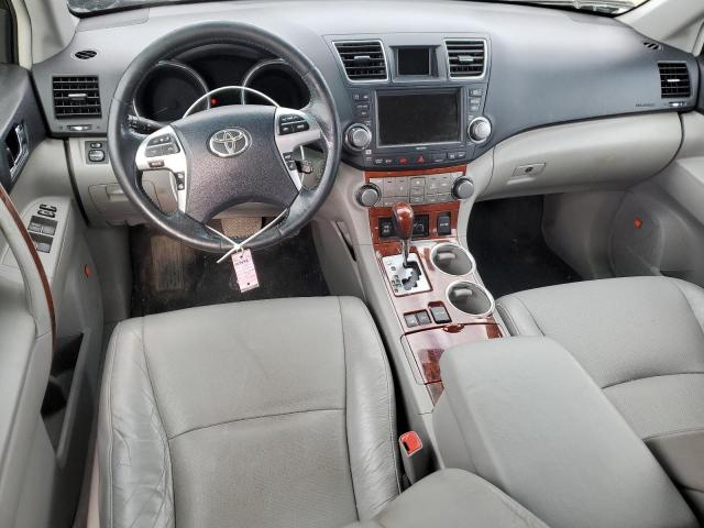 Photo 8 from auction – 2011 TOYOTA HIGHLANDER with VIN 5TDDK3EH7BS071255