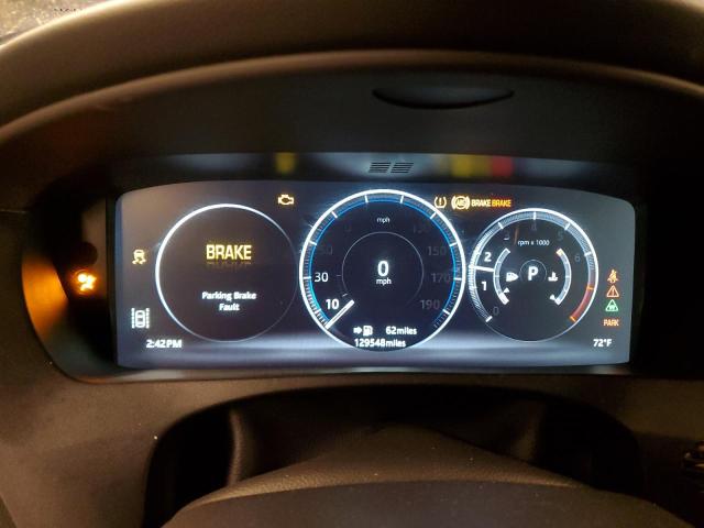 Photo 9 from auction – 2017 JAGUAR F-PACE R - with VIN SADCL2BV7HA068475