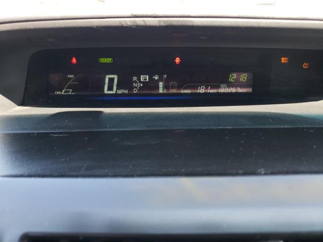 Photo 9 from auction – 2013 TOYOTA PRIUS V with VIN JTDZN3EU7D3206829