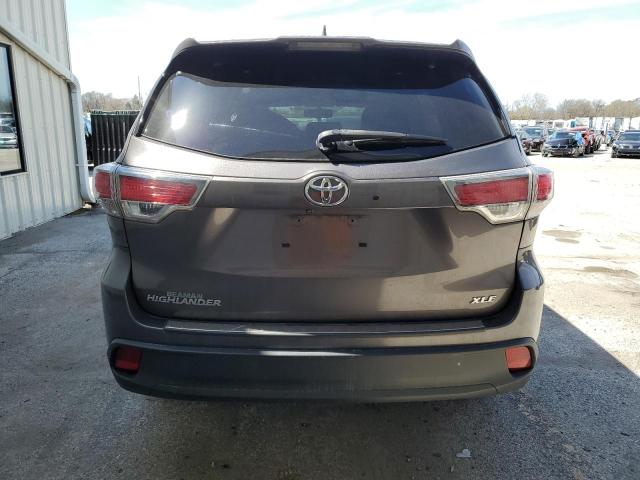 Photo 6 from auction – 2016 TOYOTA HIGHLANDER with VIN 5TDKKRFH5GS156188