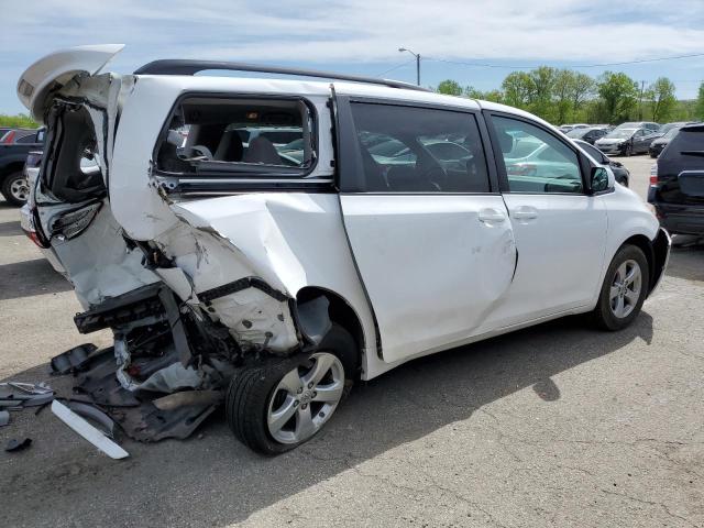 Photo 3 from auction – 2016 TOYOTA SIENNA LE with VIN 5TDKK3DC4GS733460