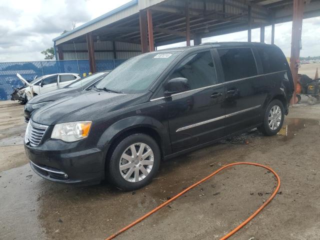 Photo 1 from auction – 2015 CHRYSLER TOWN & COU with VIN 2C4RC1BG4FR552419
