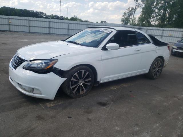 CHRYSLER 200 S 2013 with VIN 1C3BCBGG4DN598721 - Photo from auction