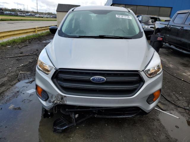 صورة رقم 5 من المزاد - 2017 FORD ESCAPE S مع VIN 1FMCU0F75HUD27385