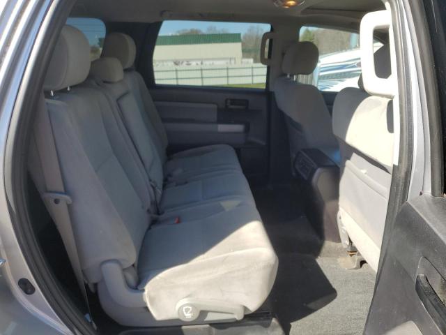 Photo 11 from auction – 2016 TOYOTA SEQUOIA SR with VIN 5TDBY5G11GS146928