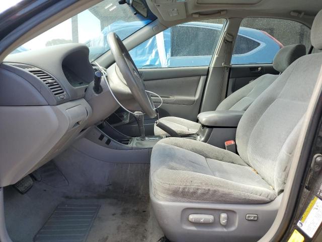 Photo 7 from auction – 2004 TOYOTA CAMRY LE with VIN 4T1BE30K24U354903
