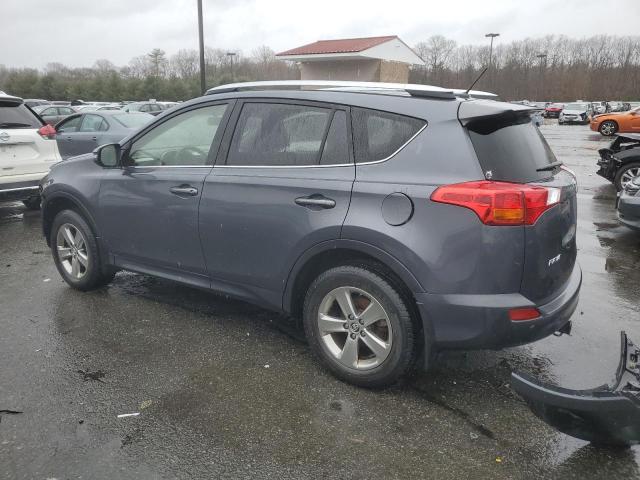 Photo 2 from auction – 2015 TOYOTA RAV4 XLE with VIN JTMRFREV7FD142832