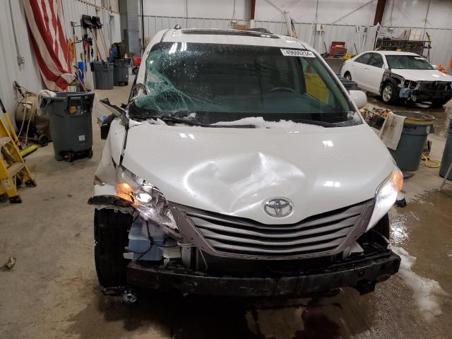 Photo 5 from auction – 2015 TOYOTA SIENNA XLE with VIN 5TDYK3DC3FS561107