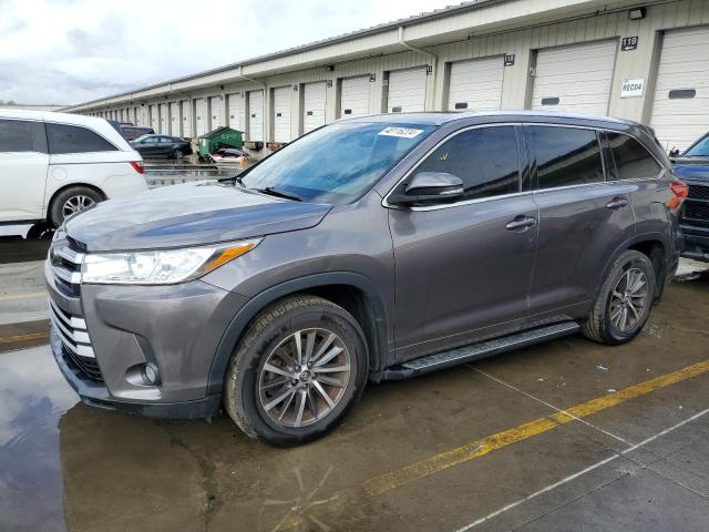 TOYOTA HIGHLANDER 2017 with VIN 5TDJZRFH7HS424084 - Photo from auction