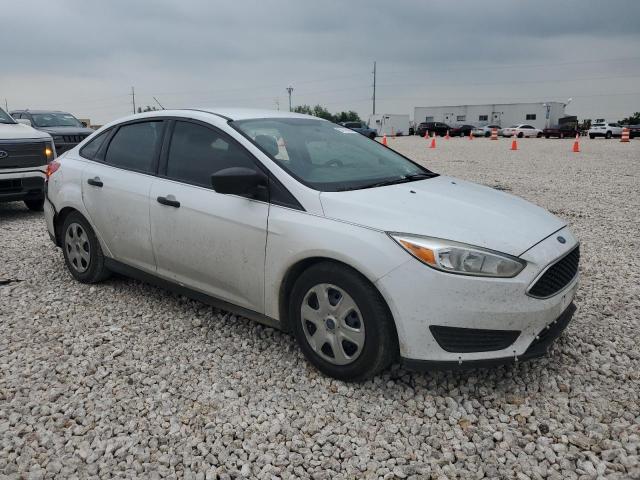 Photo 4 from auction – 2015 FORD FOCUS S with VIN 1FADP3E26FL218983