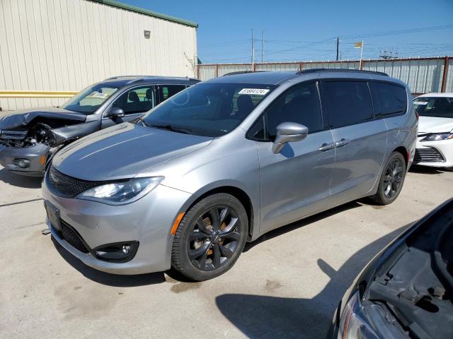 CHRYSLER PACIFICA L 2019 with VIN 2C4RC1GG0KR609458 - Photo from auction