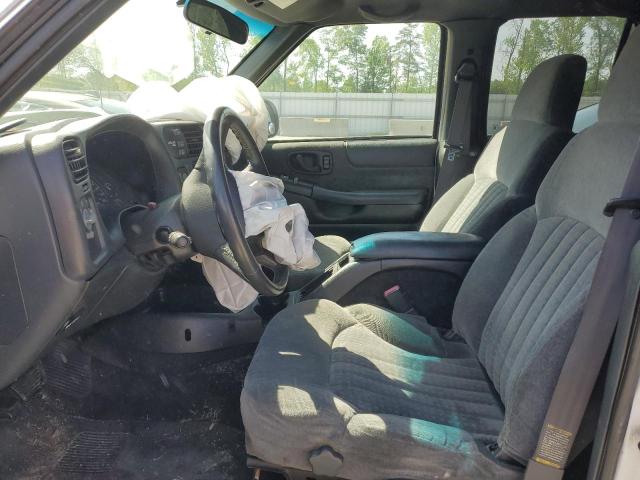 Photo 7 from auction – 2002 CHEVROLET BLAZER with VIN 1GNDT13W22K225629