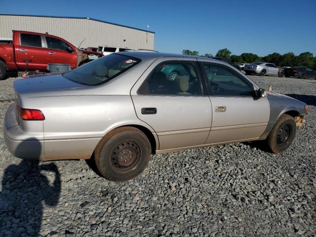 Photo 3 from auction – 1997 TOYOTA CAMRY CE with VIN 4T1BG22K8VU135883